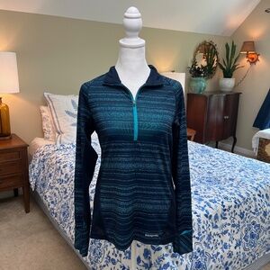 Patagonia Blue / Teal Pullover Size XS